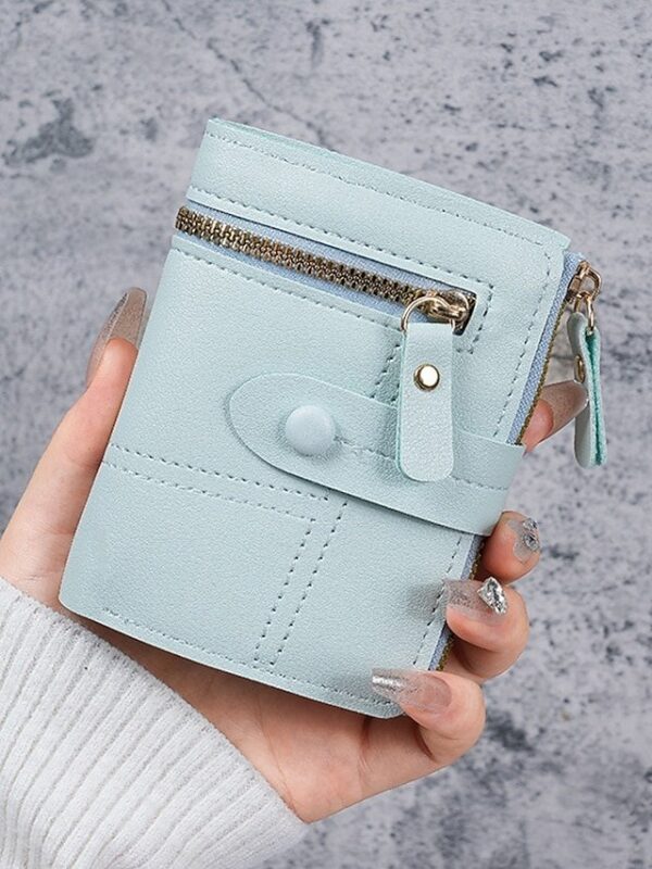 Women’s Small Bifold Wallet with Zipper Coin Pocket